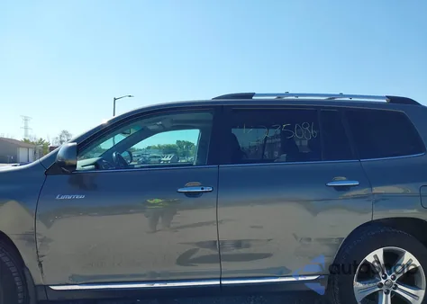 2011 Toyota Highlander Limited V6 from USA, damaged, VIN 5TDDK3EH2BS059952